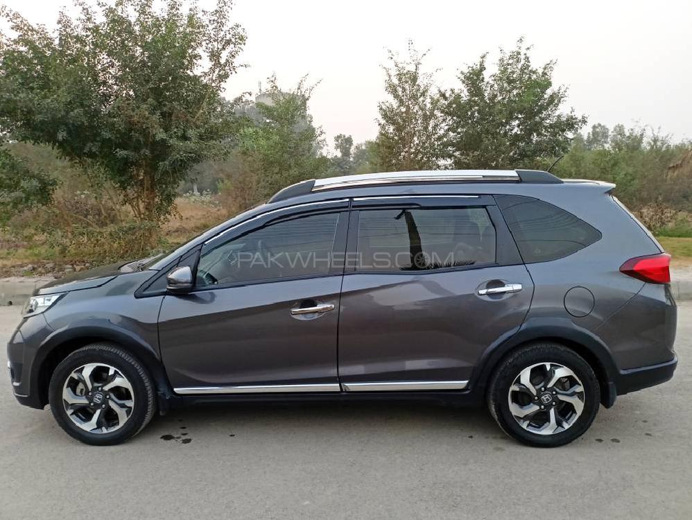 Honda BR-V 2018 for Sale in Lahore Honda BR-V 2018 for Sale in Lahore Image-4