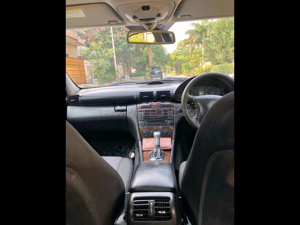 Mercedes Benz C Class 2005 for Sale in Rawalpindi Mercedes Benz C Class 2005 for Sale in Rawalpindi Image-10