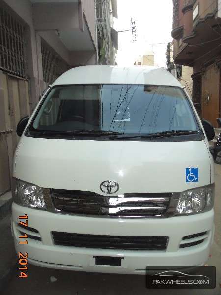 ٹویوٹا ہائی ایس 2009 for Sale in کراچی Image-1