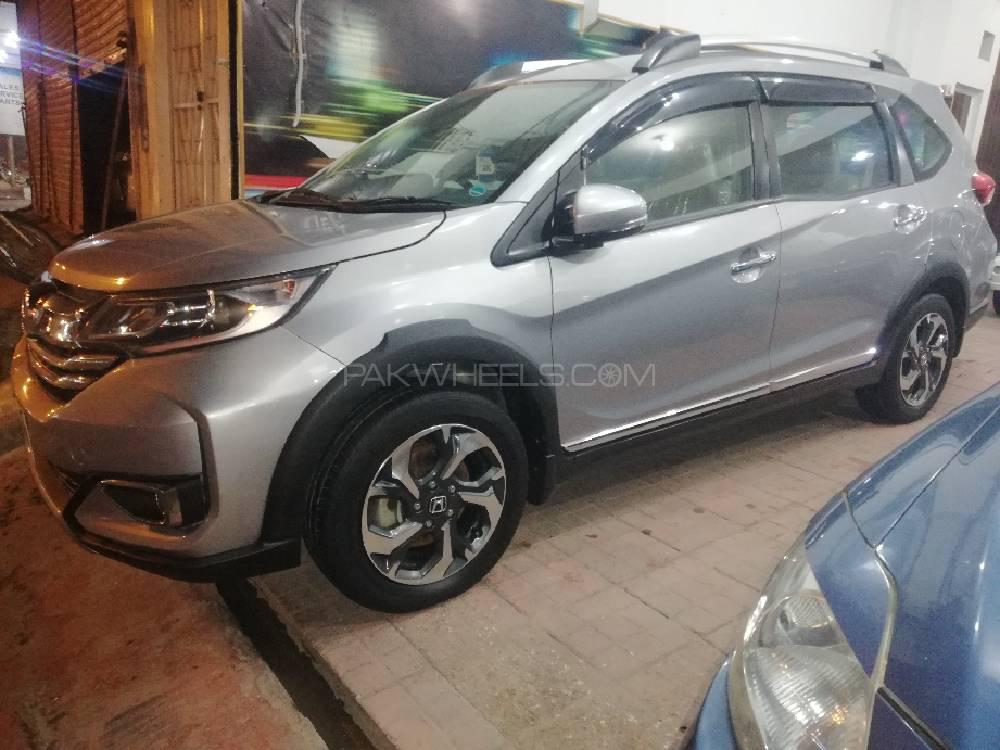 Honda BR-V 2020 for Sale in Multan Honda BR-V 2020 for Sale in Multan Image-9