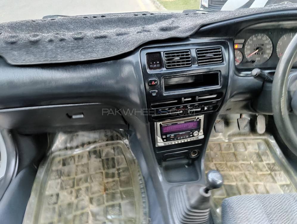 Toyota Corolla 1996 for Sale in Lahore Toyota Corolla 1996 for Sale in Lahore Image-11