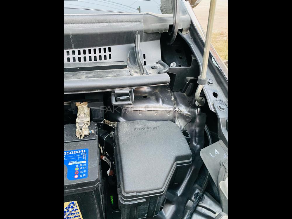 Toyota Vitz 2018 for Sale in Gujranwala Toyota Vitz 2018 for Sale in Gujranwala Image-6