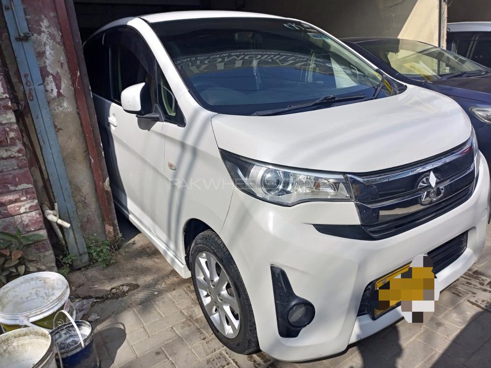 Mitsubishi EK Custom 2016 for Sale in Karachi Mitsubishi EK Custom 2016 for Sale in Karachi Image-2