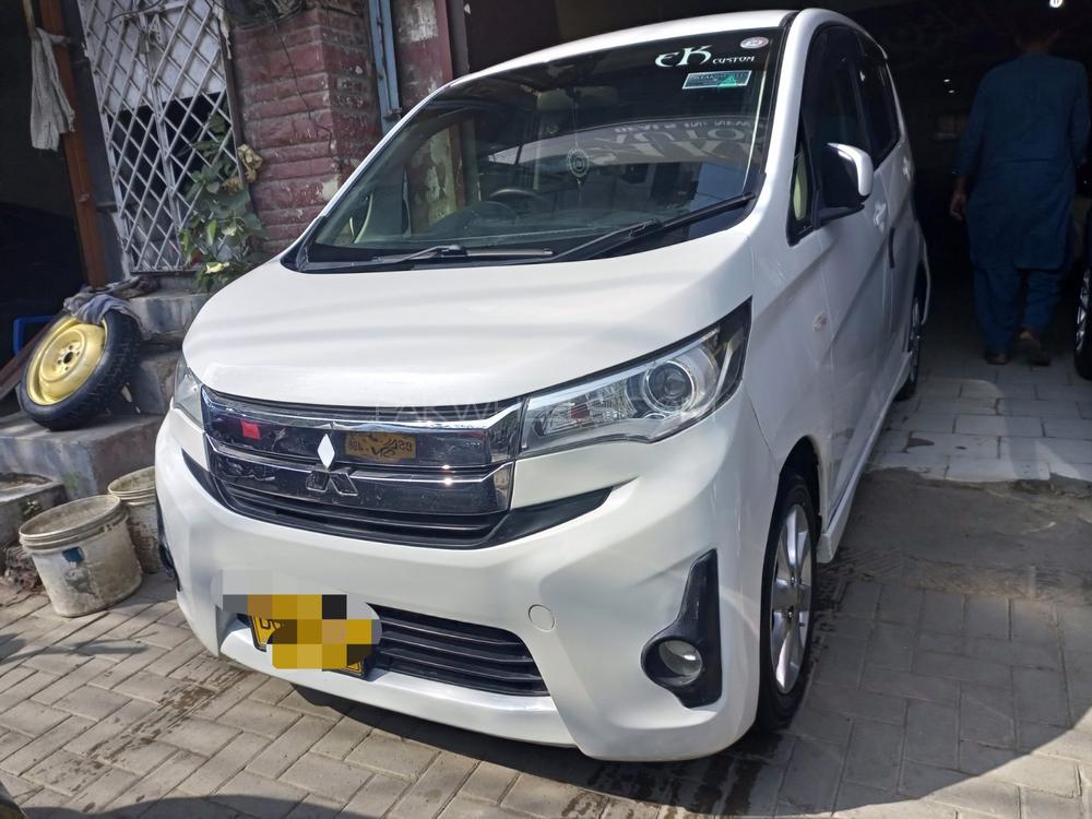 Mitsubishi EK Custom 2016 for Sale in Karachi Mitsubishi EK Custom 2016 for Sale in Karachi Image-3