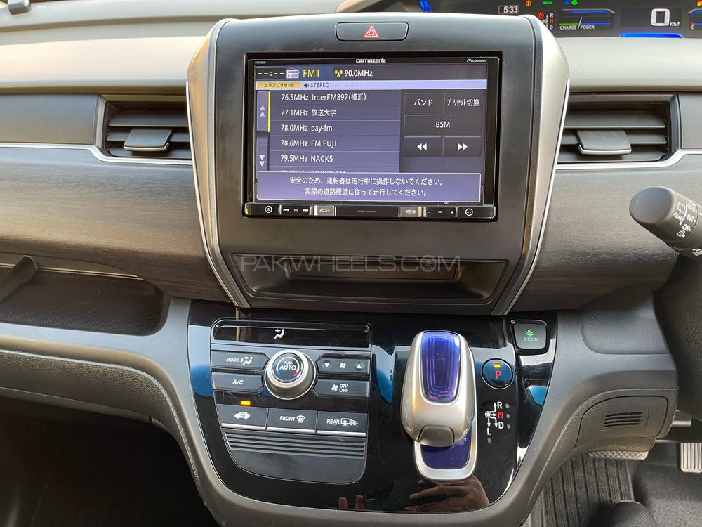 Honda Freed 2017 for Sale in Faisalabad Honda Freed 2017 for Sale in Faisalabad Image-14