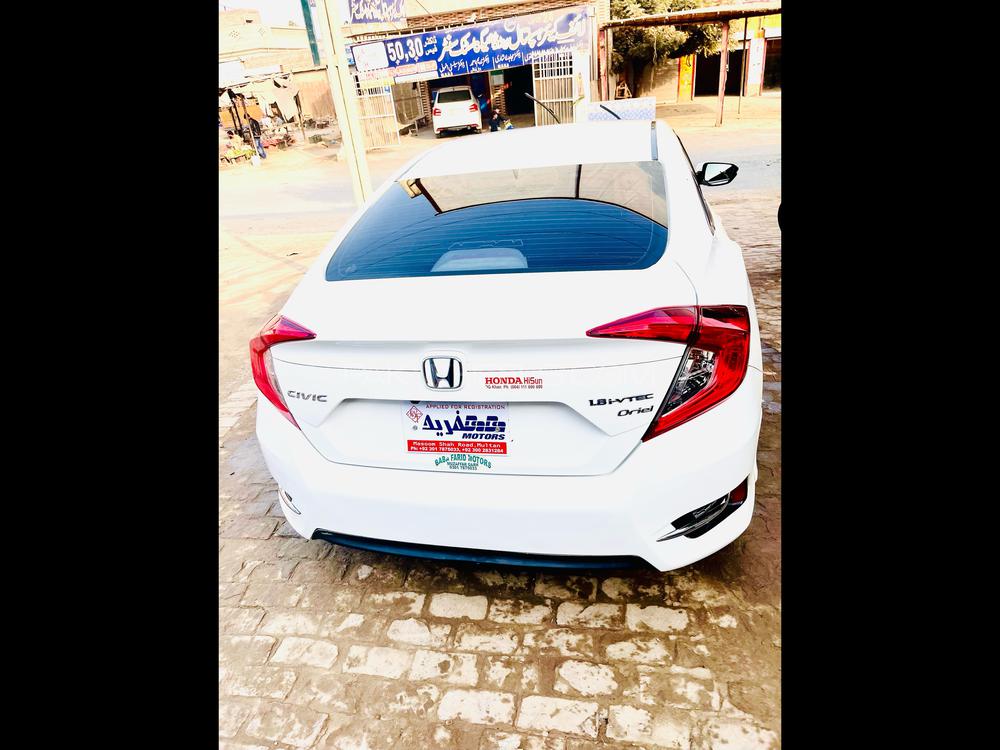 Honda Civic 2020 for Sale in Khanewal Honda Civic 2020 for Sale in Khanewal Image-10