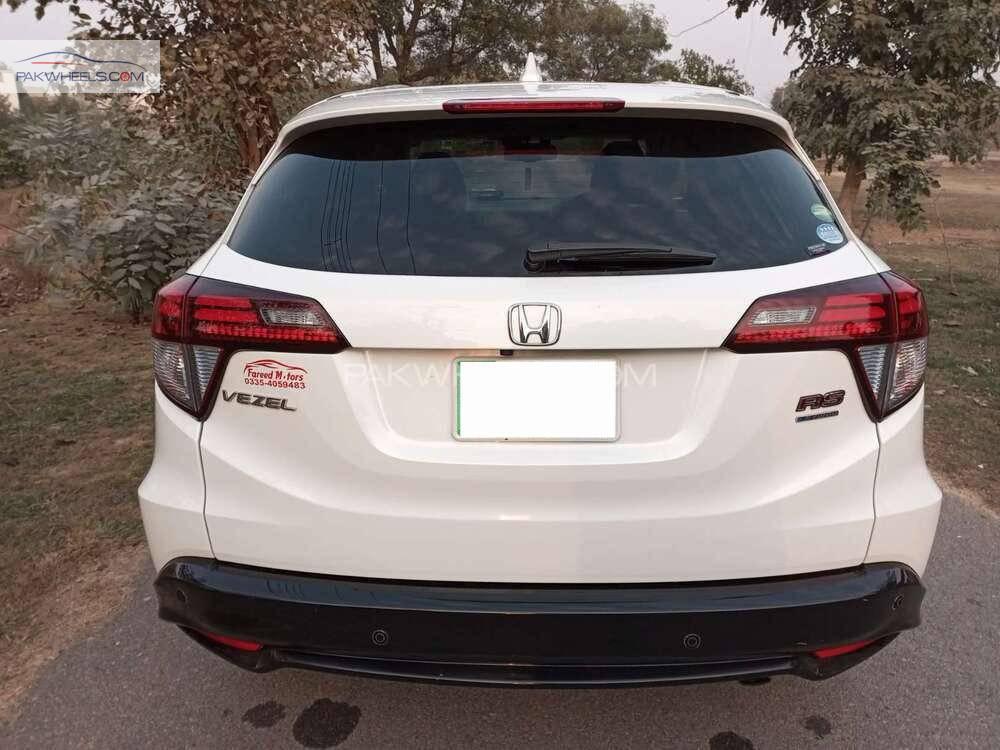 Honda Vezel 2017 for Sale in Lahore Honda Vezel 2017 for Sale in Lahore Image-6