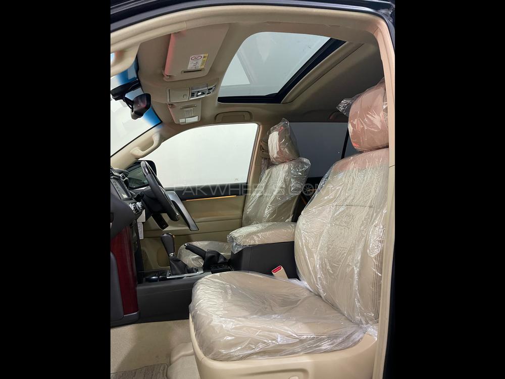 Toyota Prado 2016 for Sale in Lahore Toyota Prado 2016 for Sale in Lahore Image-9