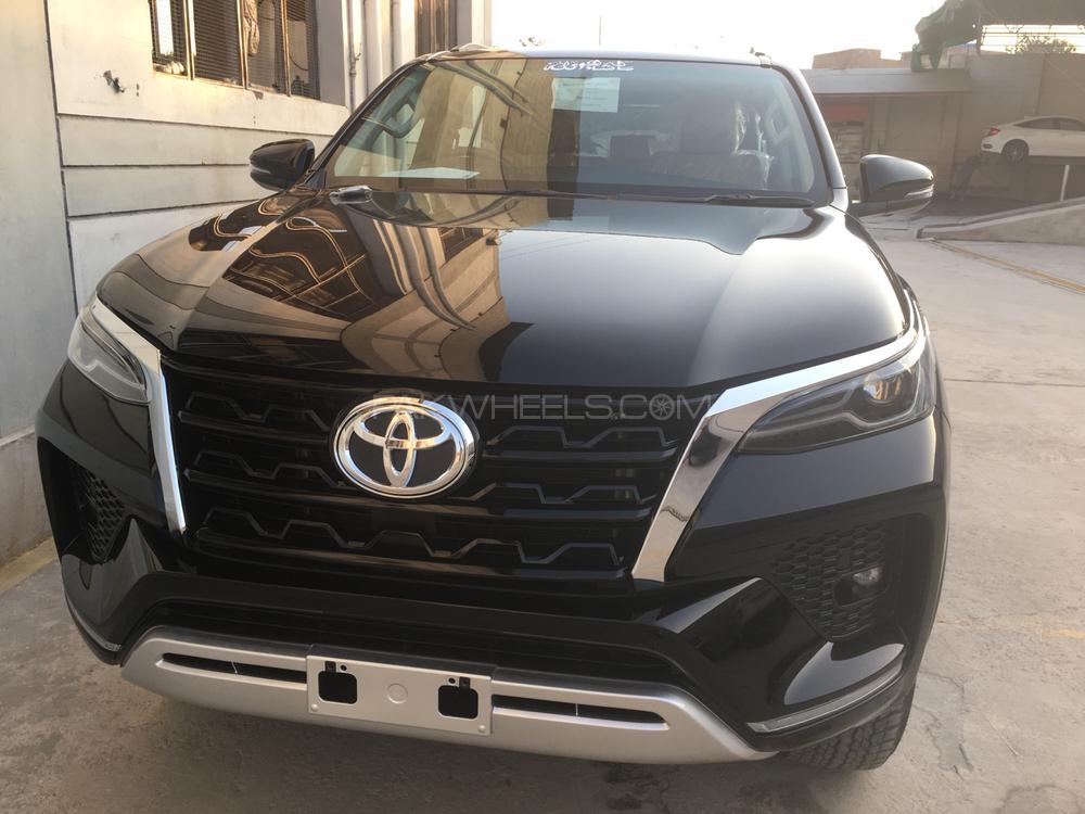 Toyota Fortuner 2021 for Sale in Peshawar Image-1