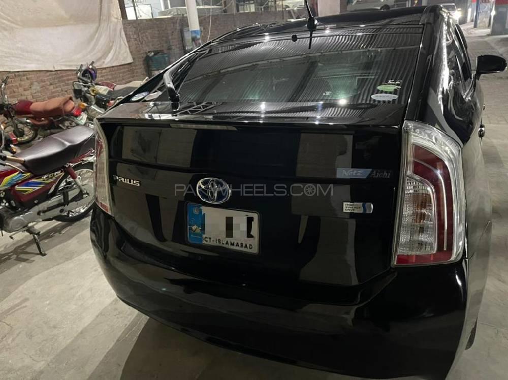 Toyota Prius 2013 for Sale in Islamabad Toyota Prius 2013 for Sale in Islamabad Image-10