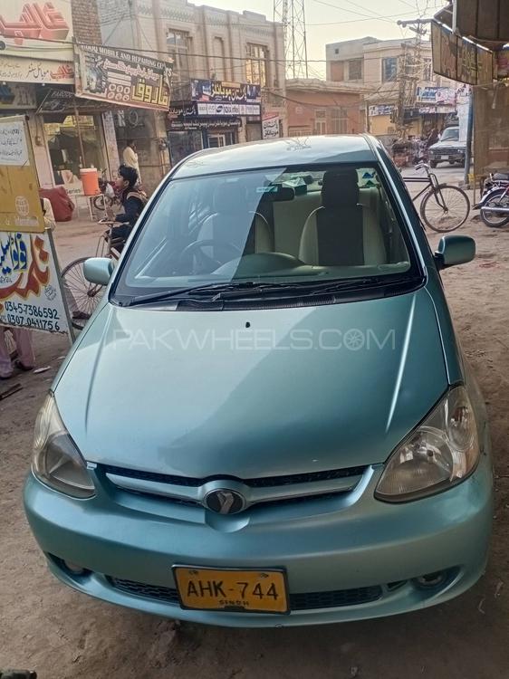Toyota Platz 2003 for Sale in Khanewal Image-1