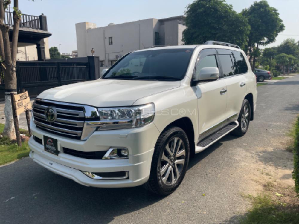 Toyota Land Cruiser 2016 for Sale in Lahore Toyota Land Cruiser 2016 for Sale in Lahore Image-7