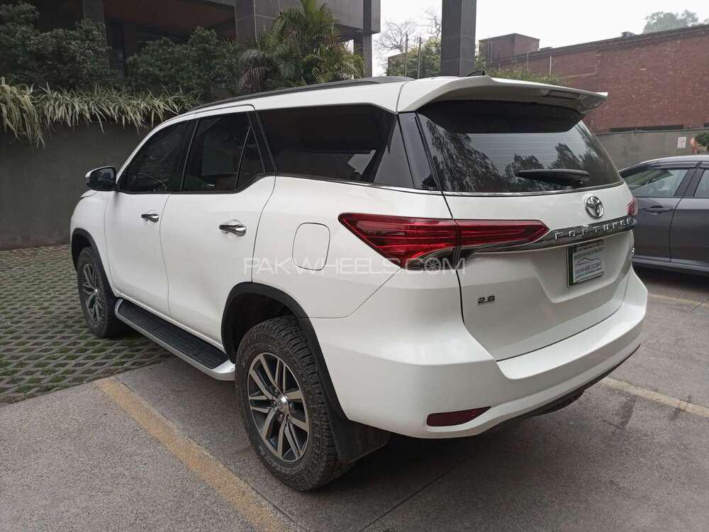 ٹویوٹا فورچیونر 2018 for Sale in لاہور ٹویوٹا فورچیونر 2018 for Sale in لاہور Image-5