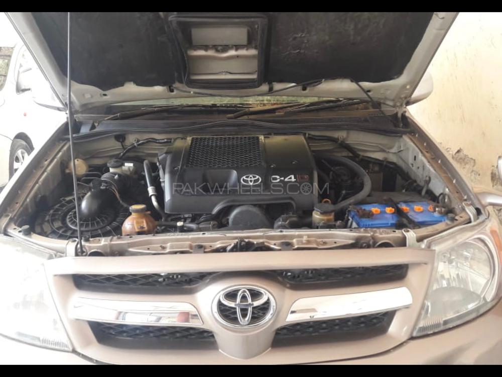 Toyota Hilux 2005 for Sale in Faisalabad Toyota Hilux 2005 for Sale in Faisalabad Image-7