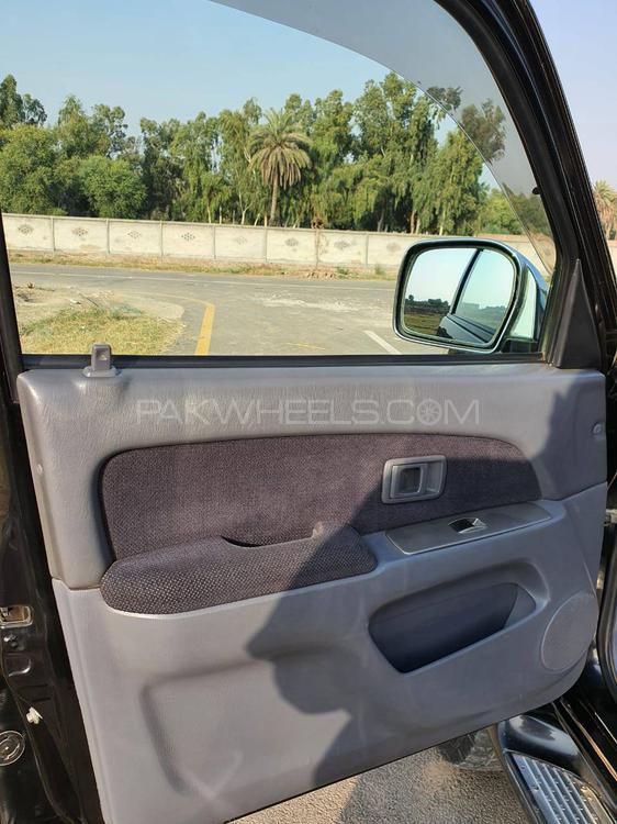 Toyota Surf 1999 for Sale in Sargodha Toyota Surf 1999 for Sale in Sargodha Image-8