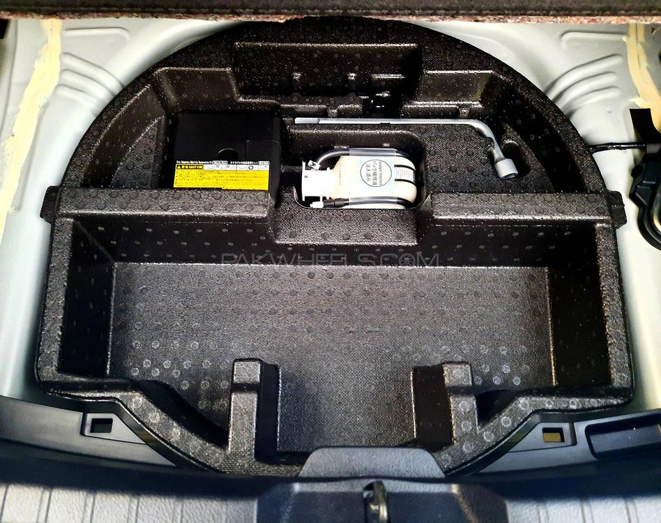 Toyota Vitz 2019 for Sale in Karachi Toyota Vitz 2019 for Sale in Karachi Image-8