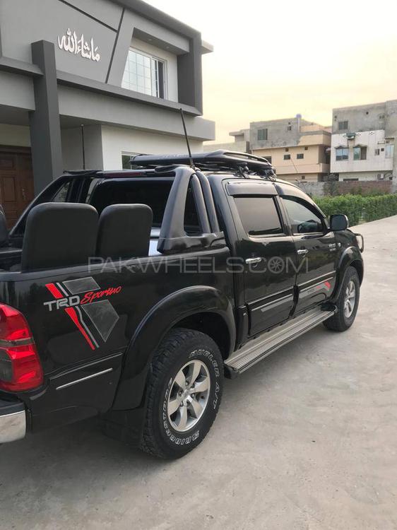 Toyota Hilux 2005 for Sale in Faisalabad Toyota Hilux 2005 for Sale in Faisalabad Image-2