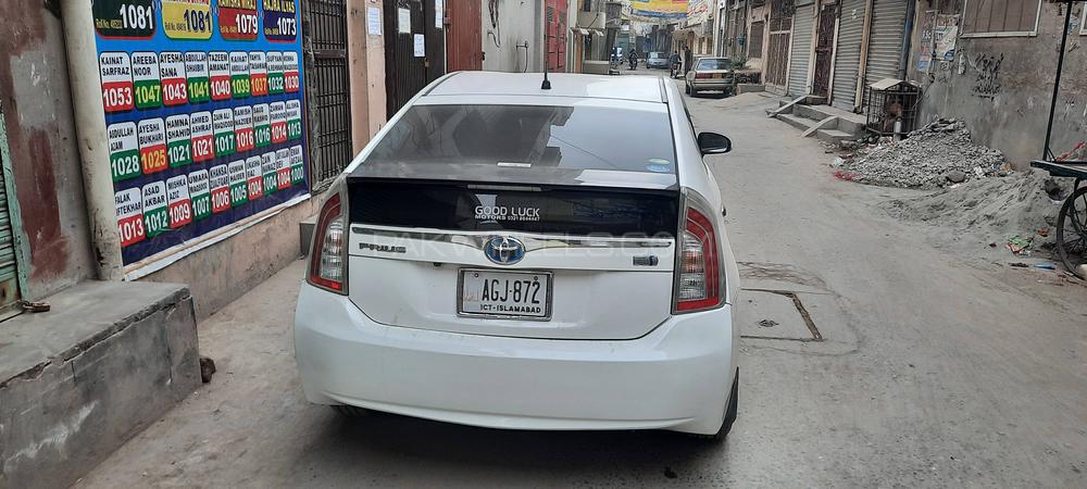 Toyota Prius 2014 for Sale in Gujranwala Toyota Prius 2014 for Sale in Gujranwala Image-2