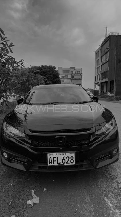 Honda Civic - 2021  Image-1