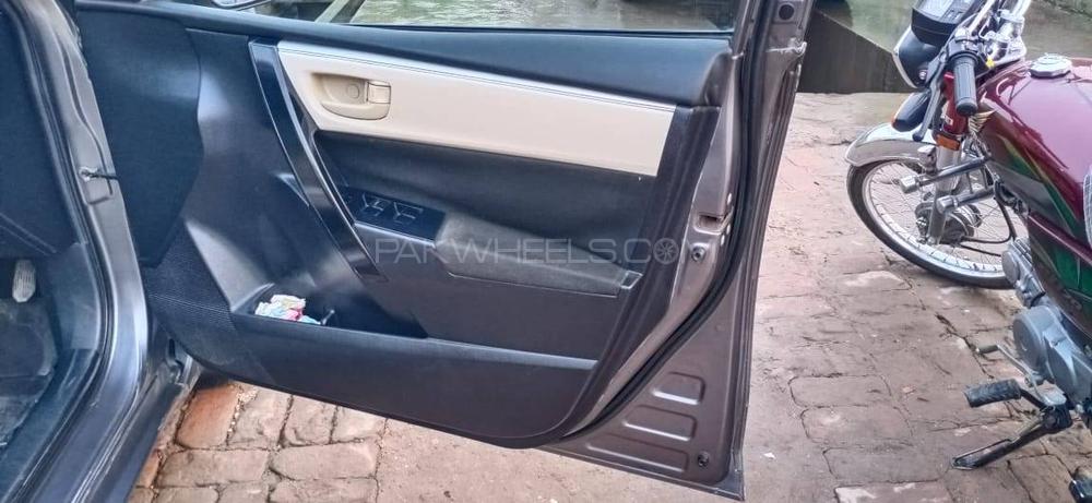 Toyota Corolla 2014 for Sale in Sargodha Toyota Corolla 2014 for Sale in Sargodha Image-12