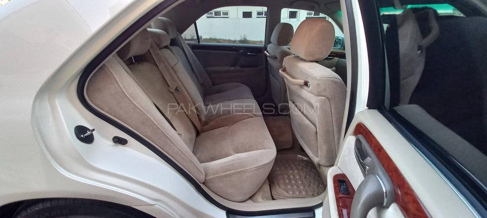 Toyota Crown 2001 for Sale in Islamabad Toyota Crown 2001 for Sale in Islamabad Image-2