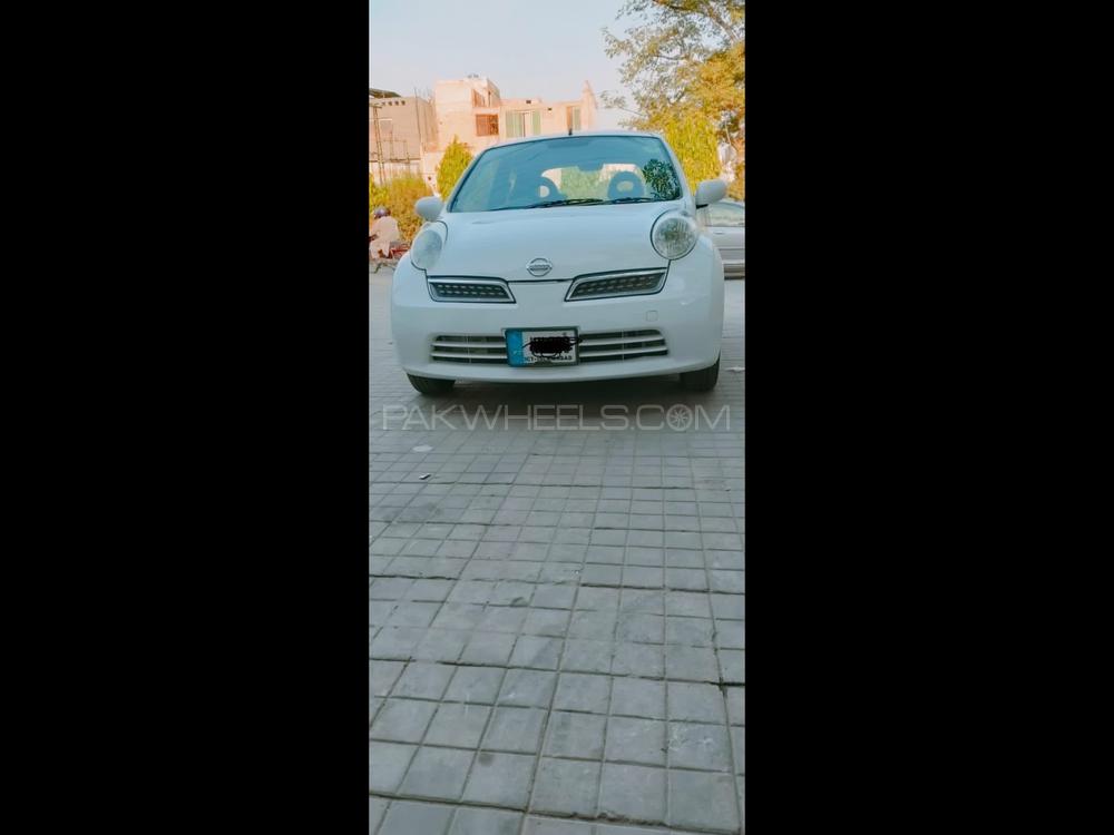 Nissan March 2002 for Sale in Islamabad Image-1