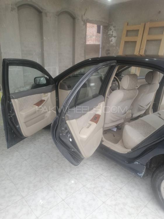 ٹویوٹا کرولا 2004 for Sale in لاہور ٹویوٹا کرولا 2004 for Sale in لاہور Image-6