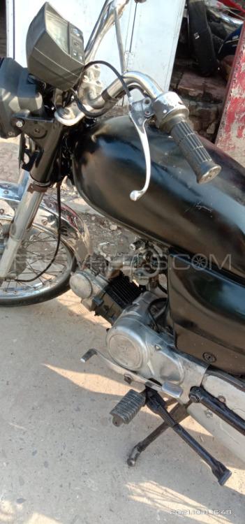 Yamaha Dhoom YD-70 2010 for Sale Yamaha Dhoom YD-70 2010 for Sale Image-2