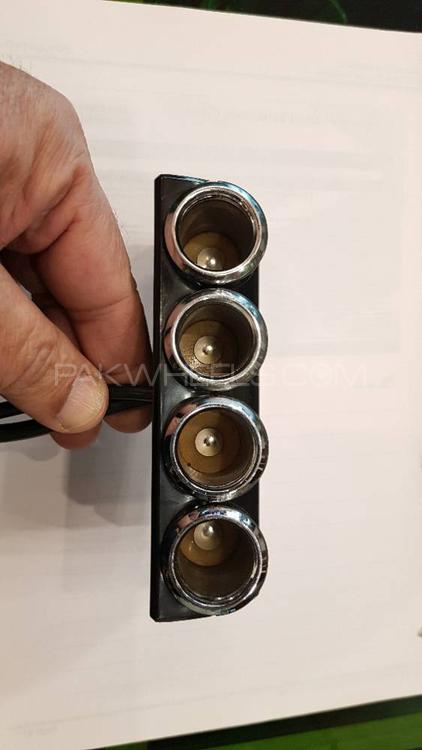 Portable 4 Port Switch with Cigarette socket. Portable 4 Port Switch with Cigarette socket. Image-3