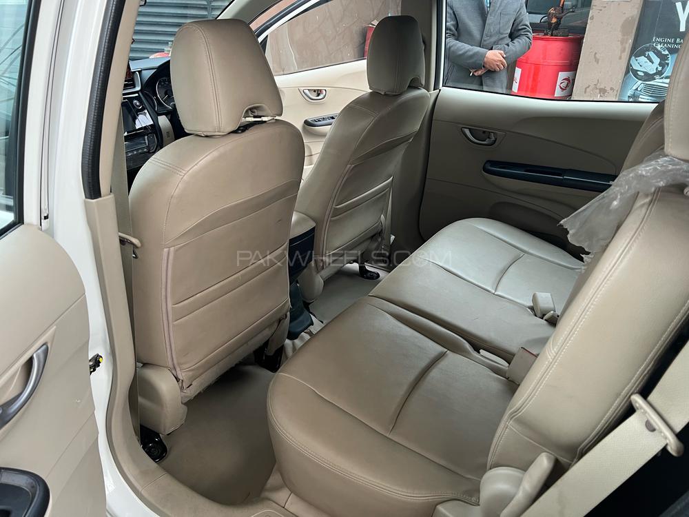 Honda BR-V 2020 for Sale in Lahore Honda BR-V 2020 for Sale in Lahore Image-6