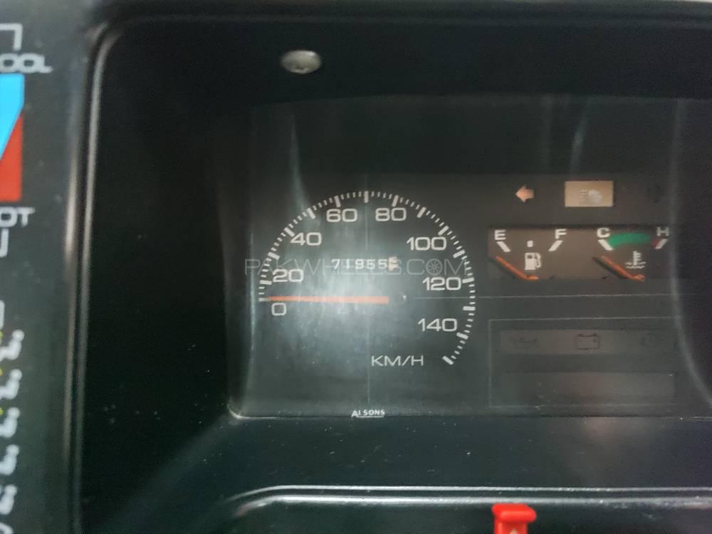 Suzuki Mehran 2013 for Sale in Lahore Suzuki Mehran 2013 for Sale in Lahore Image-6