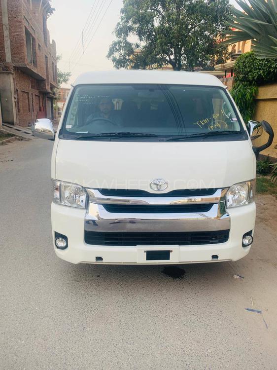 Toyota Hiace 2016 for Sale in Faisalabad Image-1
