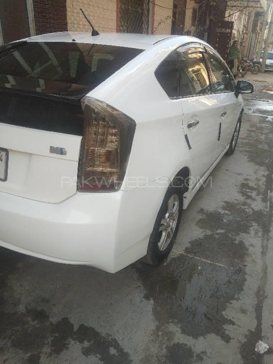 Toyota Prius 2014 for Sale in Faisalabad Toyota Prius 2014 for Sale in Faisalabad Image-14