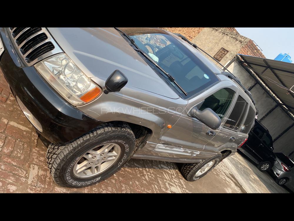 Jeep Cherokee 2001 for Sale in Lahore Jeep Cherokee 2001 for Sale in Lahore Image-5