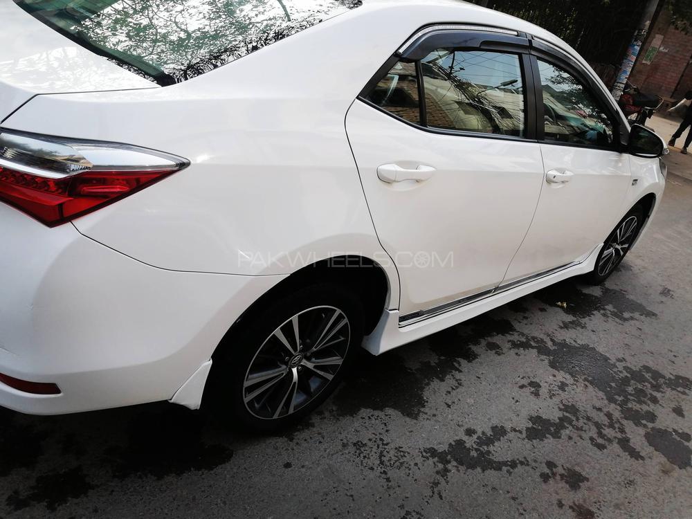 Toyota Corolla 2018 for Sale in Lahore Toyota Corolla 2018 for Sale in Lahore Image-7