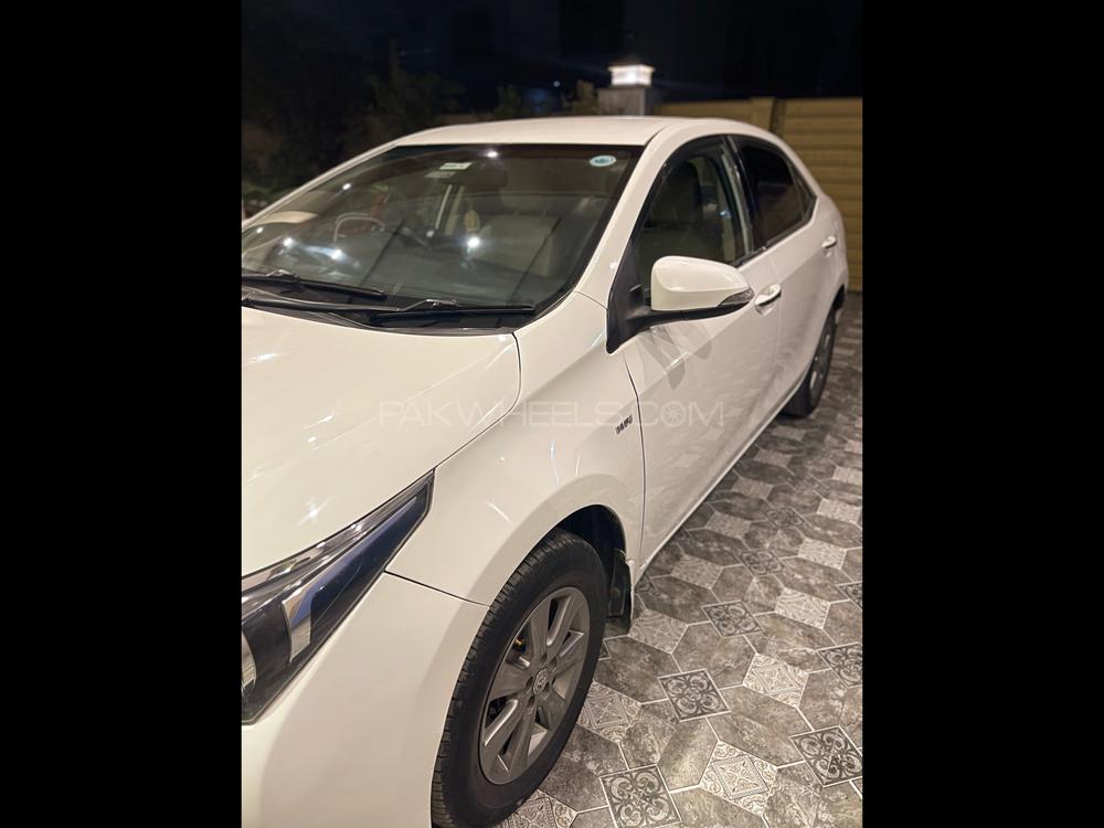 Toyota Corolla 2017 for Sale in Lahore Toyota Corolla 2017 for Sale in Lahore Image-7