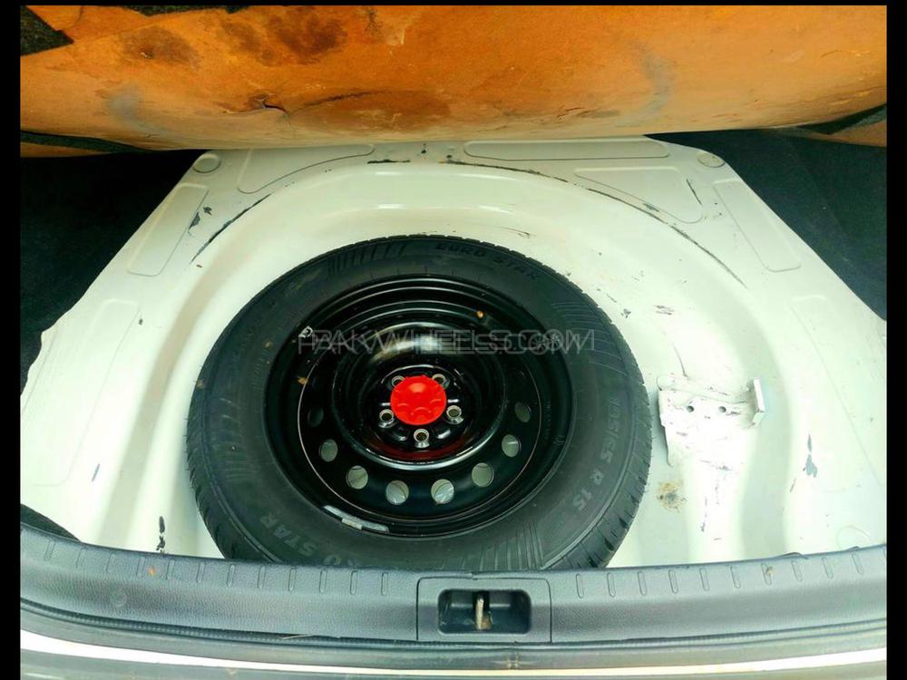 Toyota Corolla 2017 for Sale in Lahore Toyota Corolla 2017 for Sale in Lahore Image-12