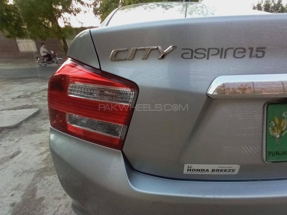 Honda Civic 2012 for Sale in Bahawalpur Honda Civic 2012 for Sale in Bahawalpur Image-6