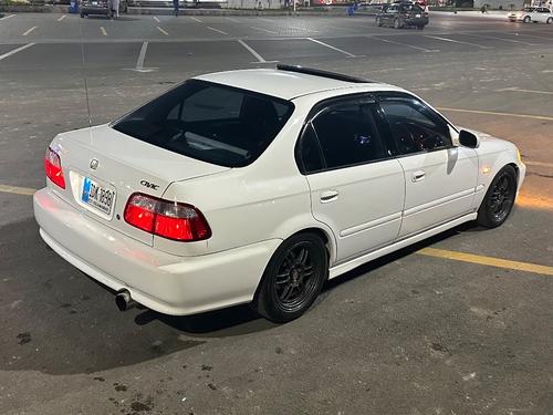 Honda Civic - 2000