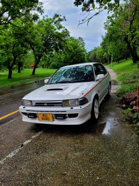 Toyota Corolla - 1988