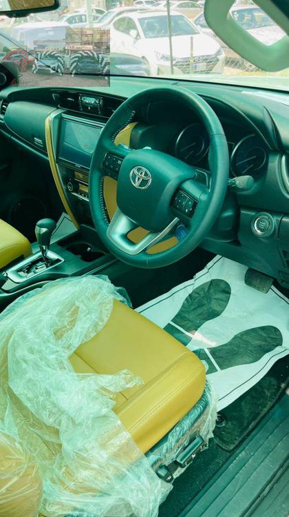 Toyota Fortuner 2022 for Sale in Islamabad Toyota Fortuner 2022 for Sale in Islamabad Image-19