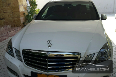 Mercedes Benz E Class 2013 for Sale in Karachi Image-1