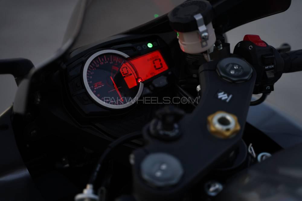 سوزوکی GSX-R600 2018 for Sale سوزوکی GSX-R600 2018 for Sale Image-4