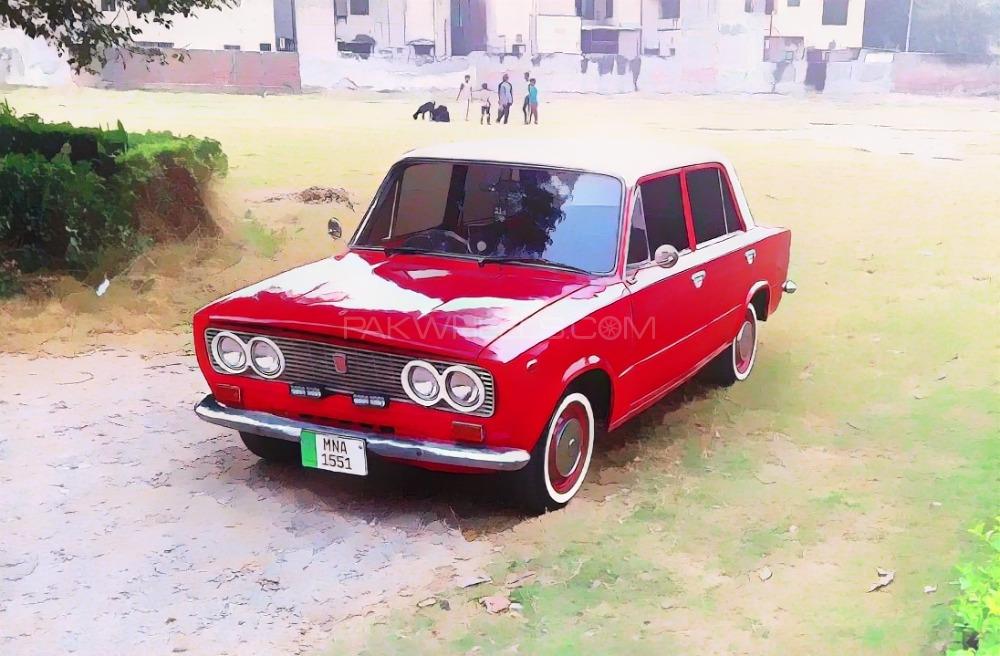 فیئٹ 124 - 1969 Red ferry  فیئٹ 124 - 1969 Red ferry  Image-5