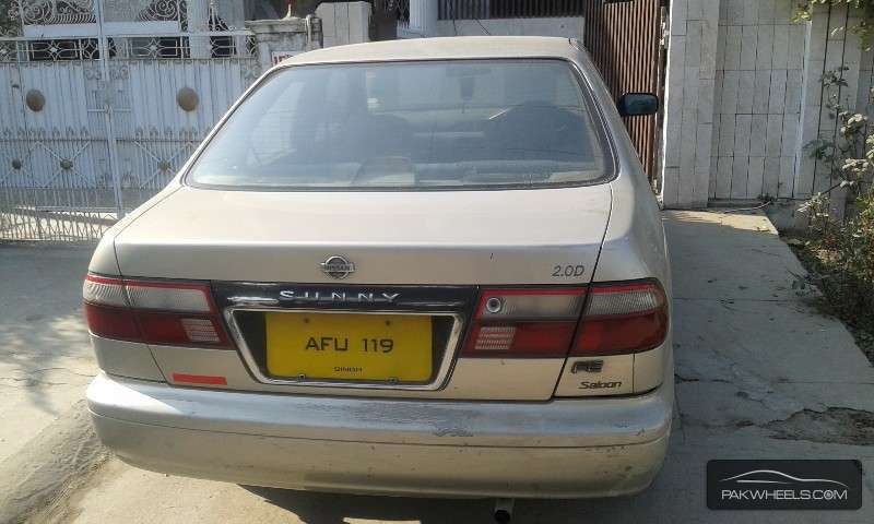 Nissan Sunny 2004 for Sale in Islamabad Image-1