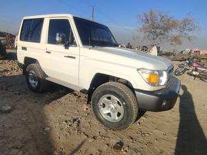 Toyota Land Cruiser 2007 for Sale in Islamabad