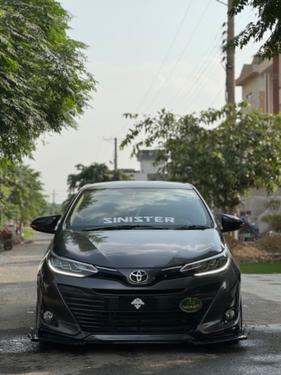 Toyota Yaris Sedan - 2021
