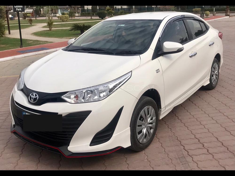 Toyota Yaris GLI MT 1.3 2021 for sale in Islamabad | PakWheels