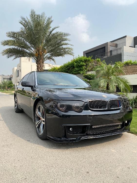 BMW 7 Series - 2003 Bimmer Image-1