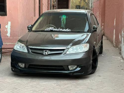 ہونڈا سوک - 2005